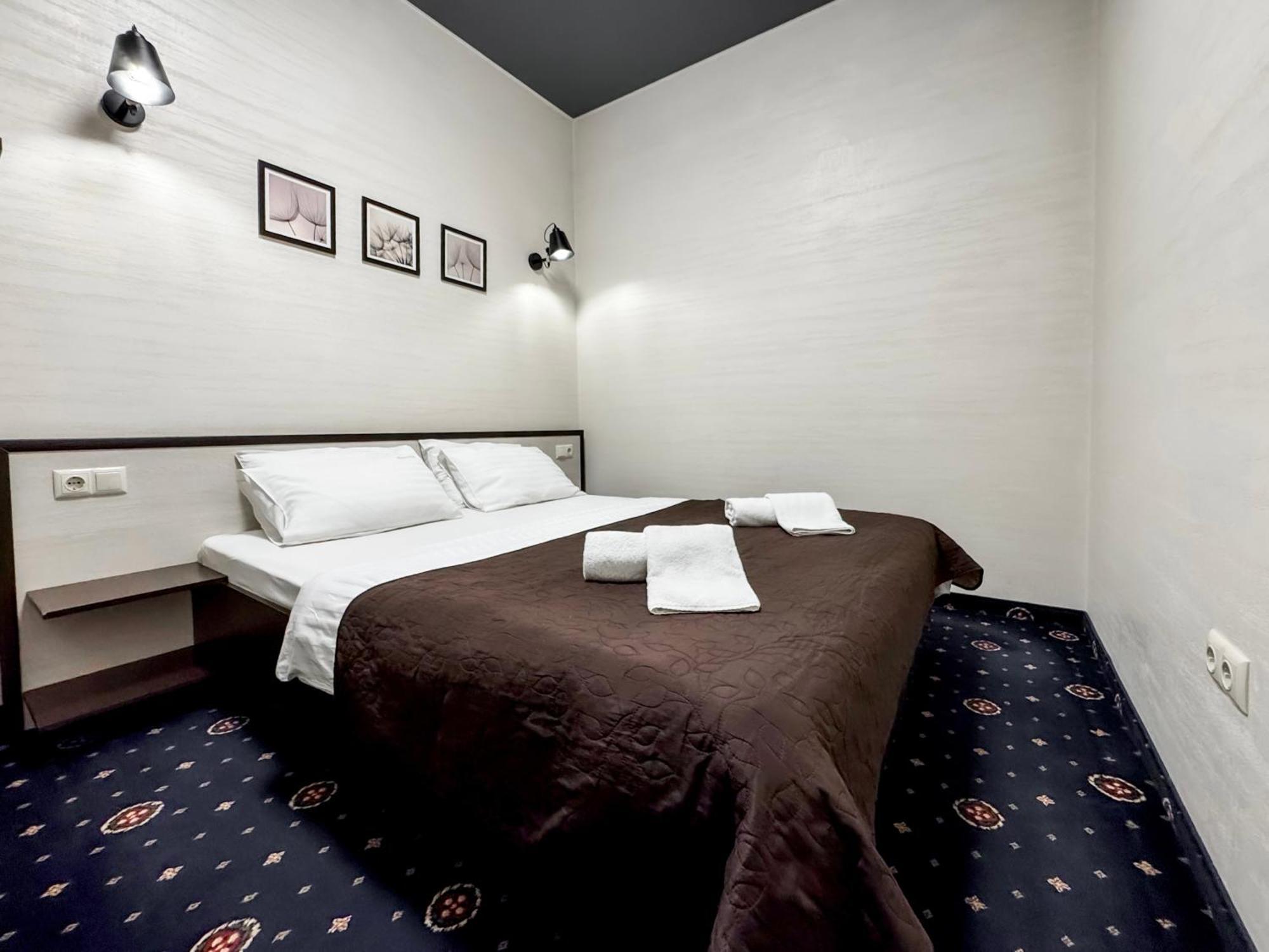 Apartments On Zaliznychna 49 Iwano-Frankiwsk Zewnętrze zdjęcie