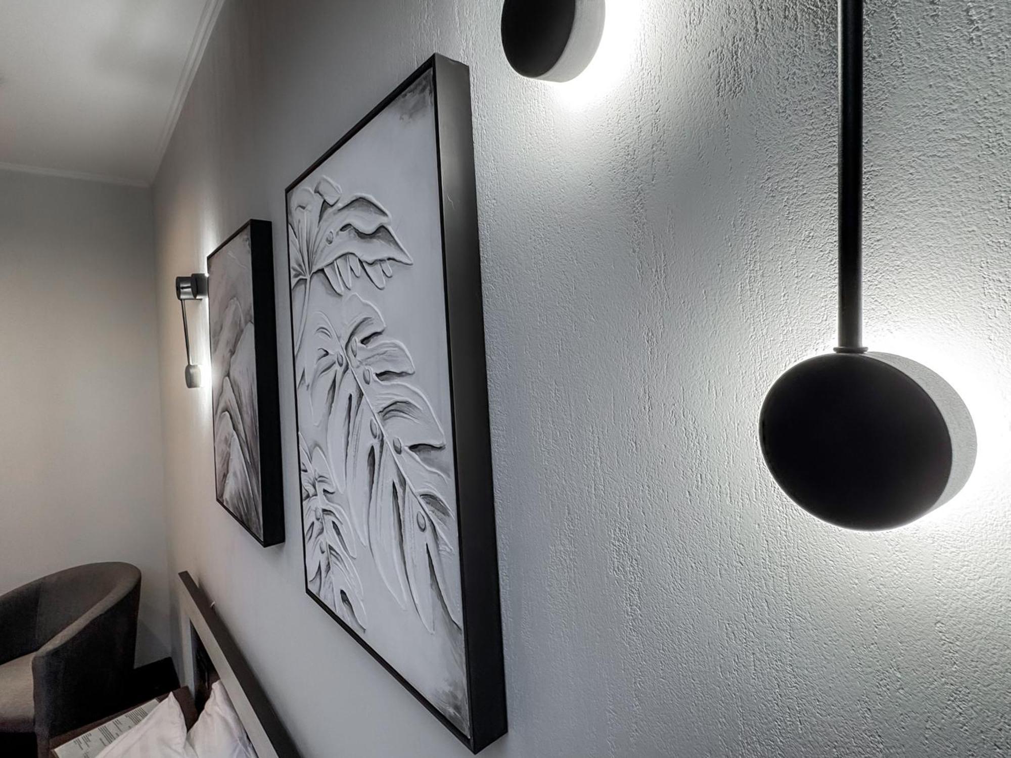 Apartments On Zaliznychna 49 Iwano-Frankiwsk Zewnętrze zdjęcie